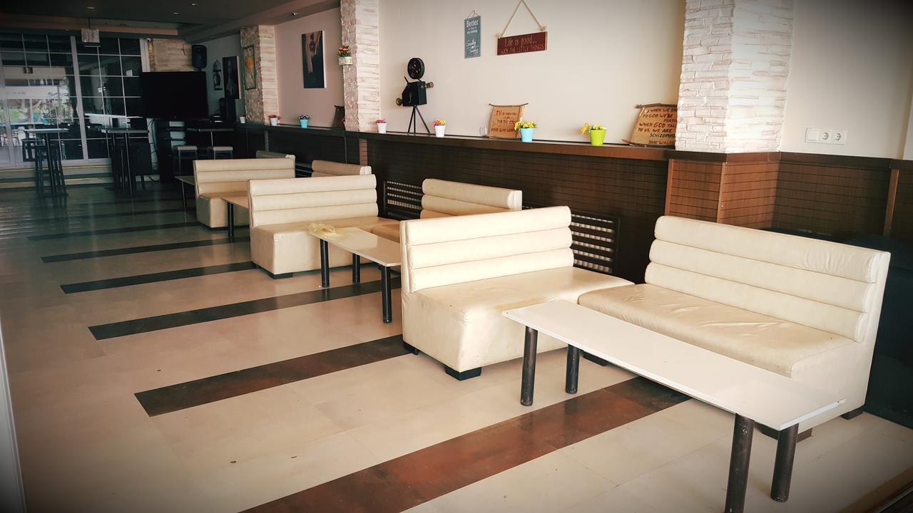 Art Theatre Caffe Hotel Struga Buitenkant foto