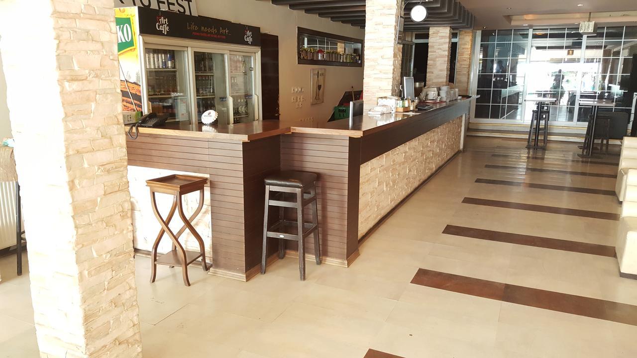 Art Theatre Caffe Hotel Struga Buitenkant foto