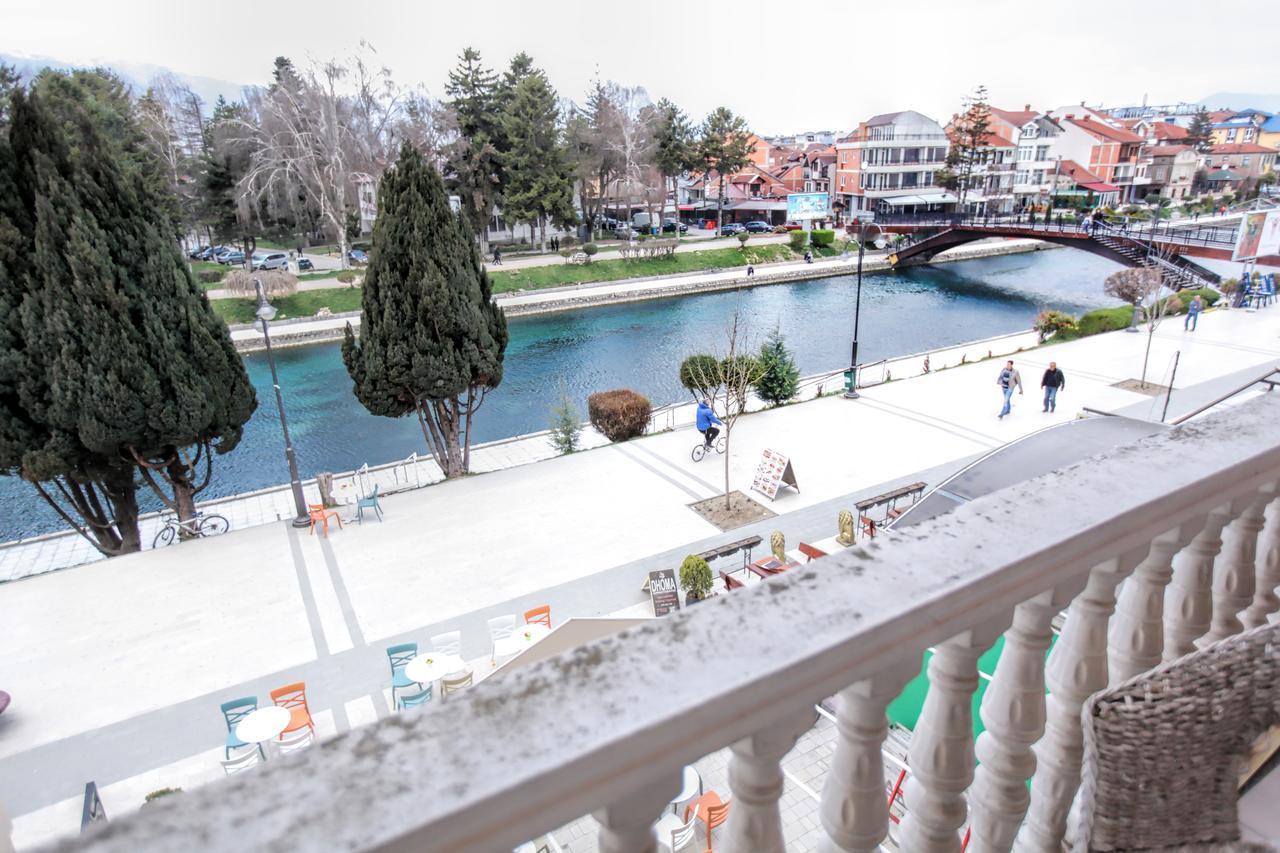 Art Theatre Caffe Hotel Struga Buitenkant foto