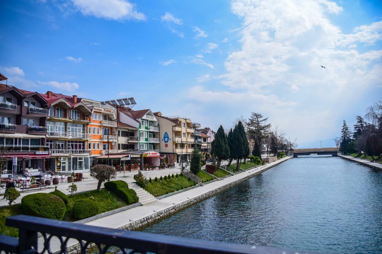 Art Theatre Caffe Hotel Struga Buitenkant foto